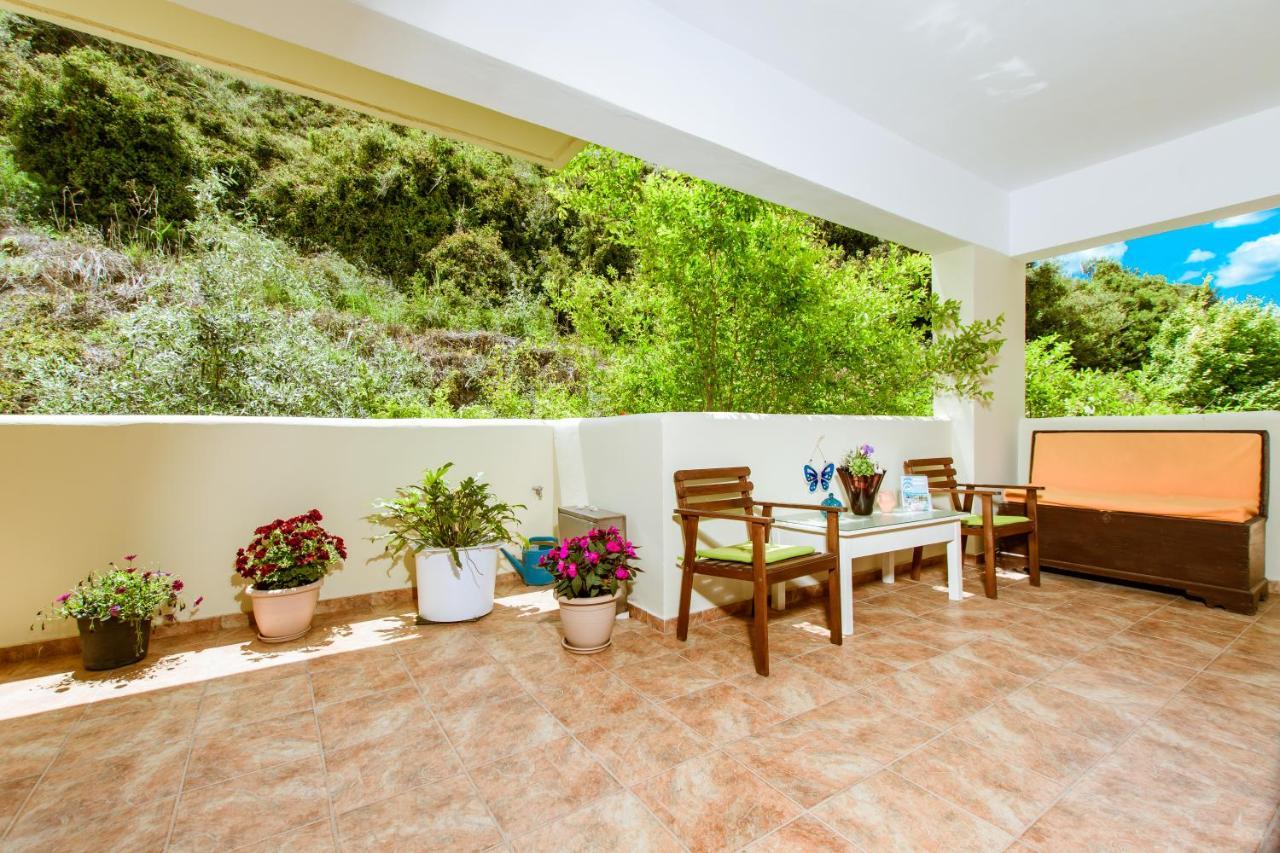 Asterina Seaside Apartments Kalyves Extérieur photo
